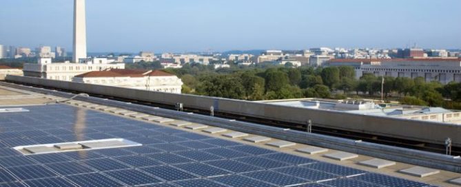 Congress Extends Tax Credit That Can Offset the Cost of Solar
