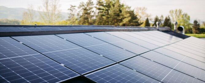 Home battery storage Sarasota comparison featuring residential rooftop solar panels supporting backup power and storm resilience